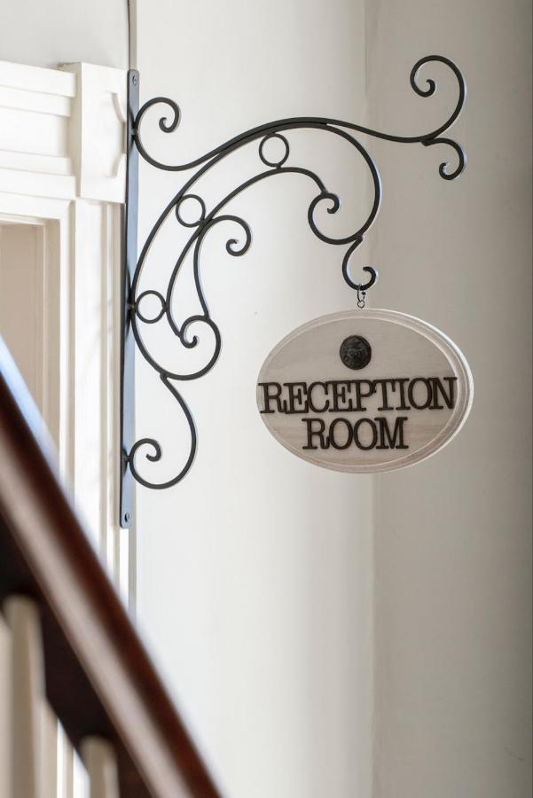 The Watson Boutique Bed And Breakfast Thompson Ngoại thất bức ảnh